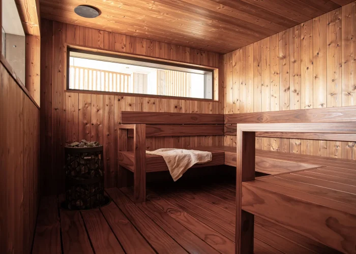 15999_Lunawood_Thermowood_Interior_Sauna_Villa Aurinkokallio_Finland_Photo_Maria Mattelmaki_1920x1280